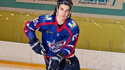 Сын депутата облдумы на третий сезон остается в составе «Сахалинских Акул»