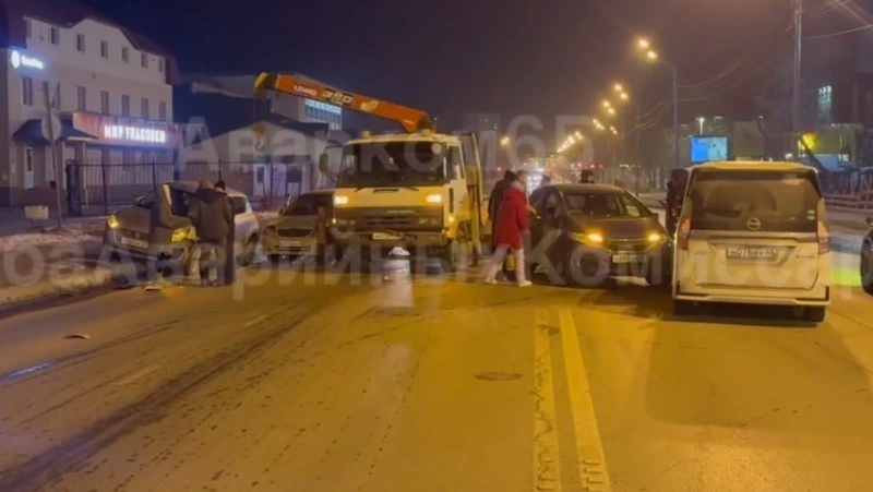 Пьяный водитель спровоцировал массовое ДТП в Южно-Сахалинске