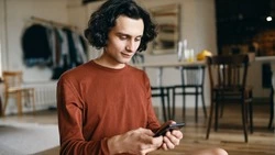 Приложение «Газпромбанка» вернули в App Store