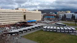 Сахалинские власти приобрели для областного центра 25 пассажирских автобусов