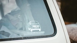 Адвокат Радько: за нецензурные наклейки на авто может грозить штраф в 1000 рублей