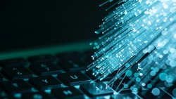 Глобальный сбой произошел в работе мессенджеров, нейросетей и операторов в РФ
