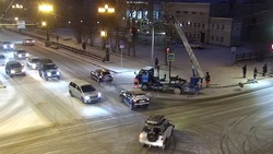 Проезд на перекрестке Комсомольской — Победы в Южно-Сахалинске ограничили 29 ноября
