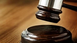 За просроченную лицензию врача-терапевта Смирныховскую ЦРБ оштрафовали на 75 тысяч 