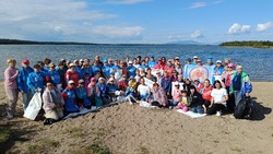 Волонтеры очистили от мусора берег озера Хвалисекого на Сахалине 