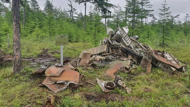 Поисковики установили памятные таблички на местах гибели военных самолетов на Сахалине