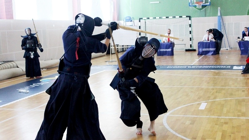 Сильнейших кендоистов выявили на первенстве Сахалина