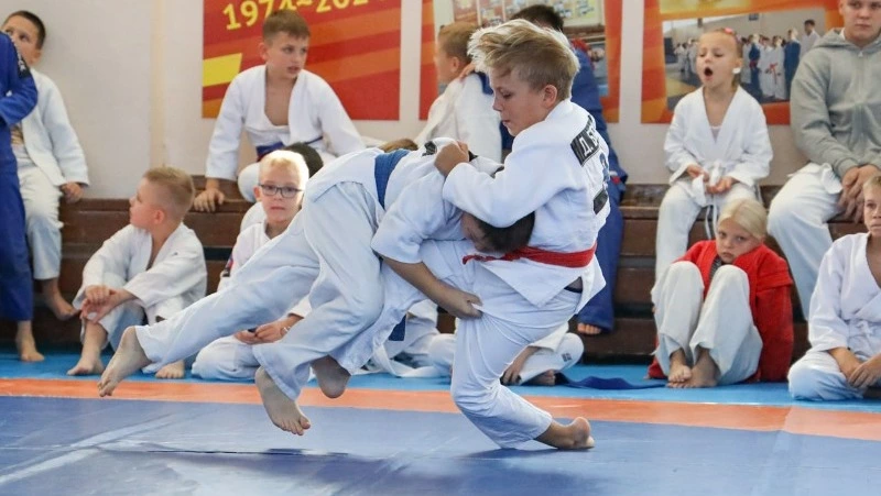 Победителей чемпионата по джиу-джитсу определили на Сахалине
