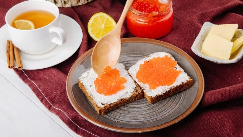 Сахалинцы вошли в топ-3 регионов по потреблению красной икры в России