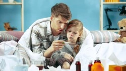 Врач рассказал, что у детей при «омикроне» появляется сыпь