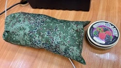 Жители Сахалина шьют прочные носилки для бойцов в зоне спецоперации