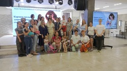 Неделя поддержки ГВ стартовала на Сахалине с мастер-класса по слингам и «Сонаталу»