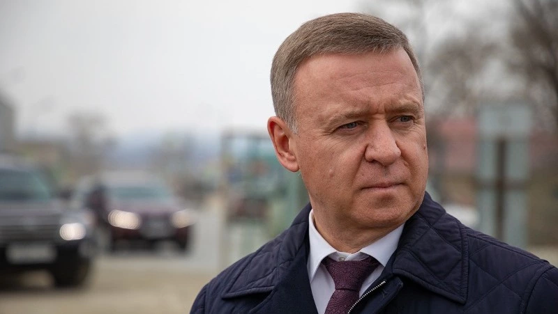 Строительство моста на реке Сусуе проверил мэр Южно-Сахалинска