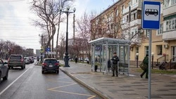 Почти 400 автобусных павильонов привели в порядок в Южно-Сахалинске