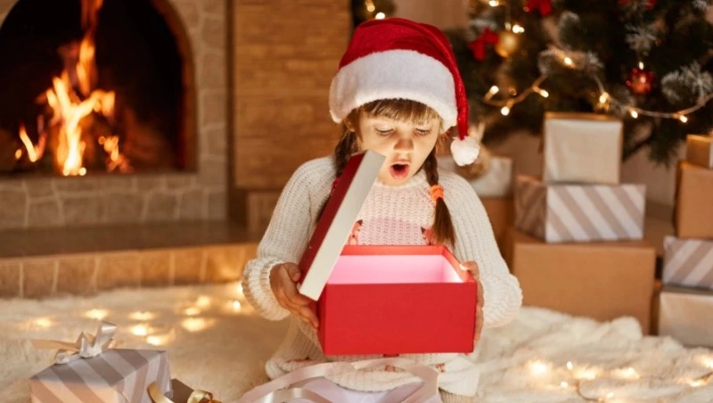 Жителям Сахалина рассказали о важности писем Деду Морозу для детей