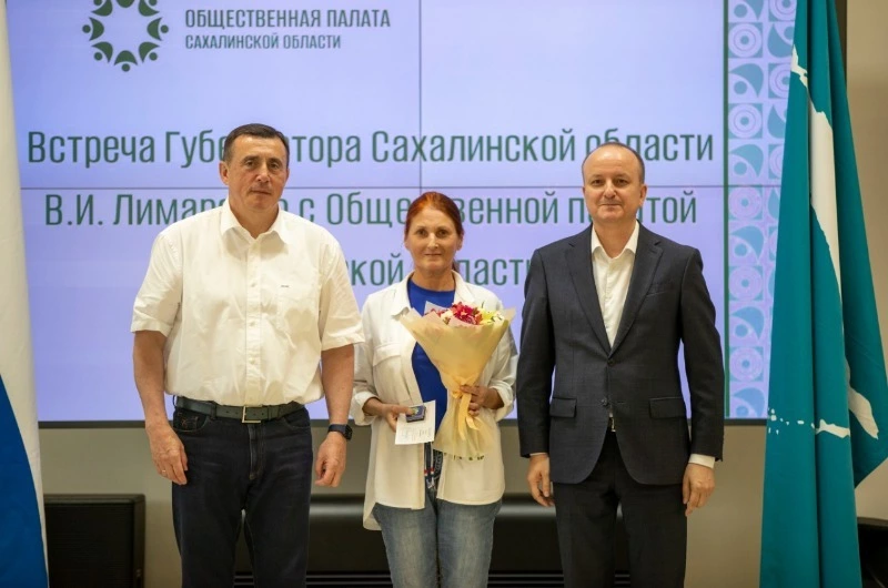 Лимаренко поручил добавить дополнительные авиарейсы на Курилы