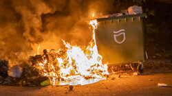 Южносахалинцу не нравились мусорные баки в центре города и он их подпалил