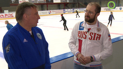 «Моё дело - выходить и играть»: сахалинские хоккеисты дали победное интервью