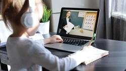 Школы в Южно-Сахалинске и Троицком остались на дистанционном формате обучения 30 января