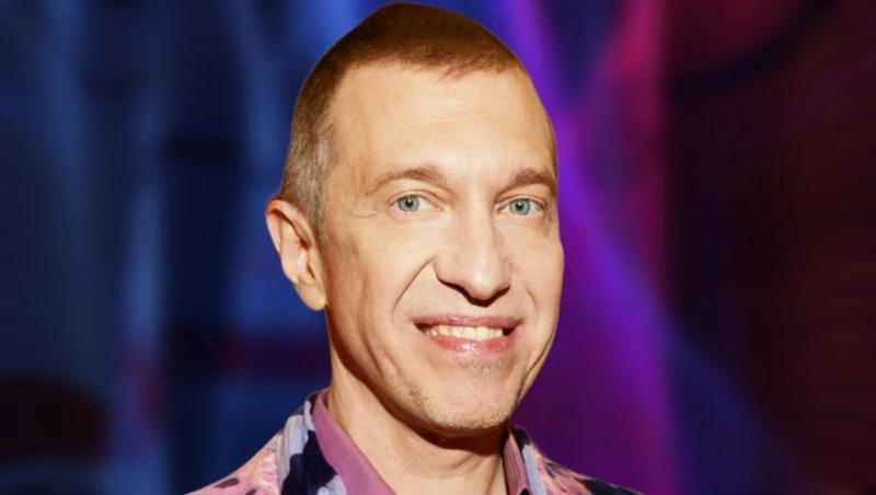 Музыкальный обозреватель Сергей Соседов призвал не пускать на сцену двух российских певиц