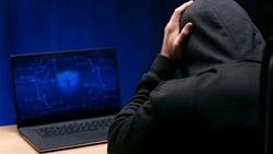 Сбер увеличил число сервисов для защиты близких от мошенников 