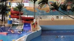 Порванные трусы, забытые ботинки: школьница вернулась из «Аква Сити» в одних тапочках