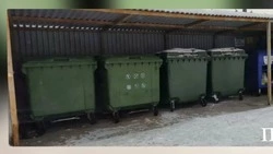 Два мусорных бака установили во дворе Поронайска после обращения в прокуратуру