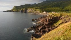 Две школы и больницу строят на Курильских островах по федеральной программе