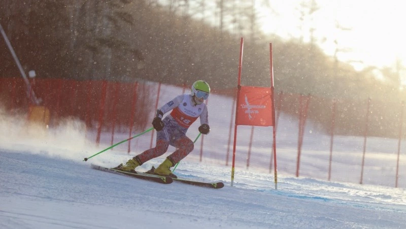 Юные горнолыжники Сахалина открыли сезон стартами в слаломе-гиганте