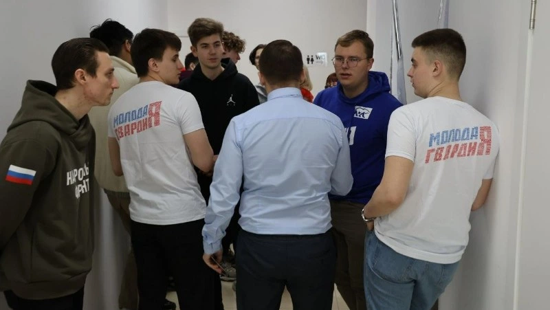 Волонтеры «Молодой Гвардии Единой России» стали донорами для девушки в ДНР