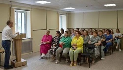 Жилье учителям и льготы: в Штабе поддержки Валерия Лимаренко обсудили развитие «Народной программы»