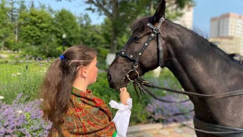 Первый в 2023 году «Чеховский сквер» открыли в Южно-Сахалинске