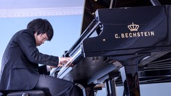 Японские пианисты восхитили сахалинцев интерпретацией Шумана и Шопена