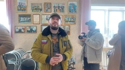 С любовью к малой Родине: эстрадный певец Ярослав Сумишевский приехал в Шахтерск