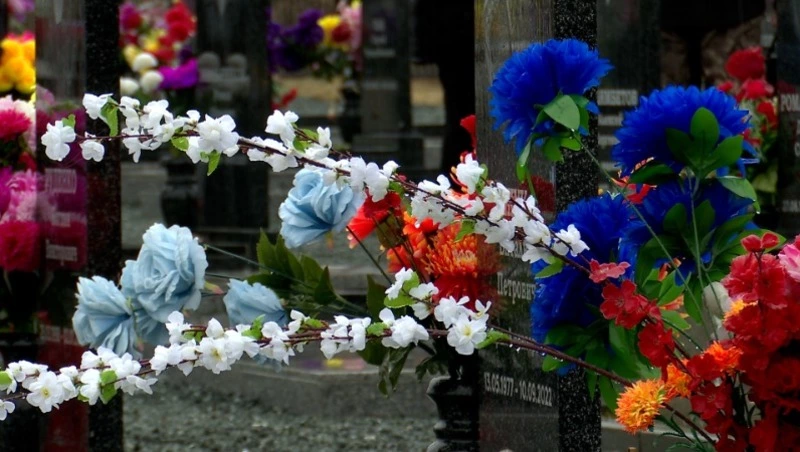 Православные христиане отмечают Радоницу - Центр внимания 21.04.26