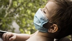 Как распознать симптомы омикрона у детей: пять главных признаков