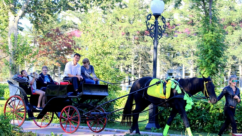 Попрощались со «Сквером»