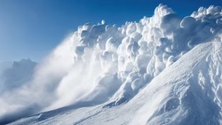 Жителей юга Сахалина предупредили о возможном возникновении лавин 2 и 3 марта 