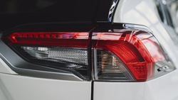 Toyota возобновила продажи автомобилей в России