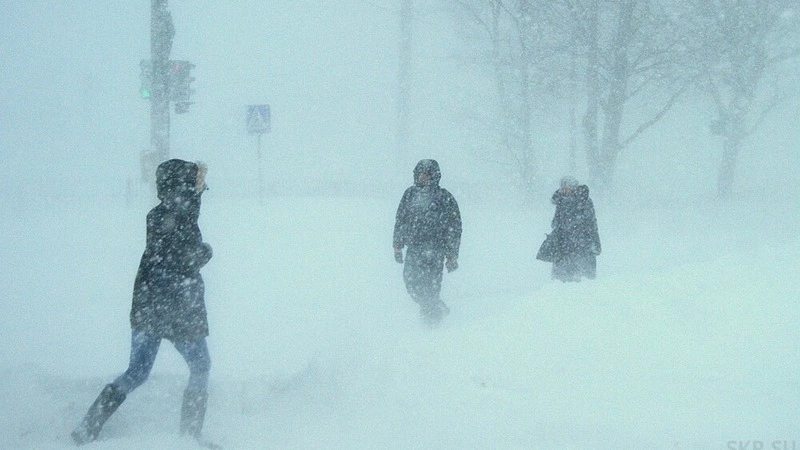 На юге Сахалина из-за плохой видимости закрыты несколько дорог