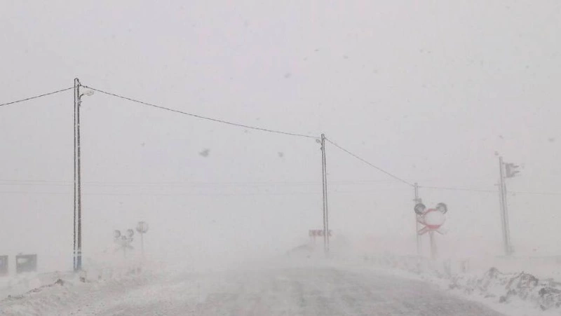 Движение по восьми автобусным маршрутам на Сахалине приостановят из-за метели