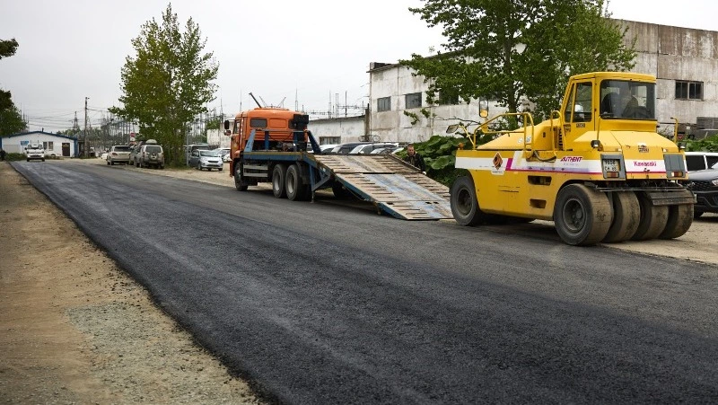 В Южно-Сахалинске отремонтировали 43 549 квадратных метров дорог