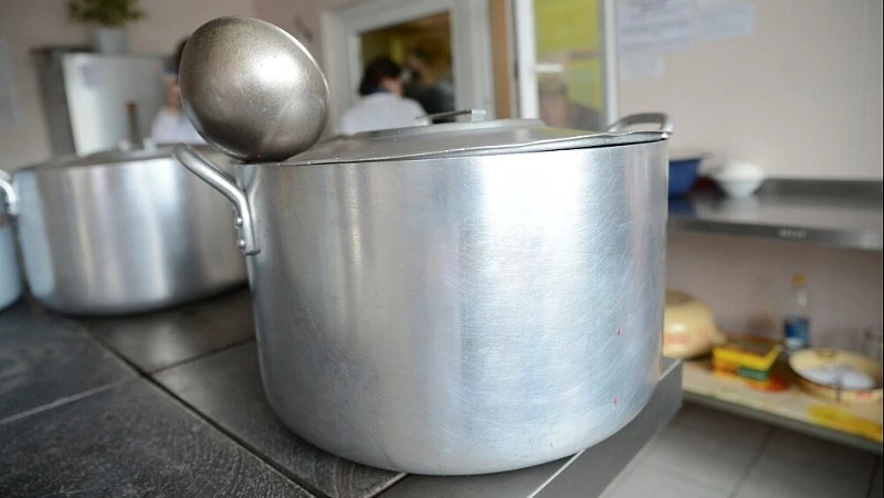 Детей-инвалидов на Сахалине обеспечат бесплатным горячим питанием