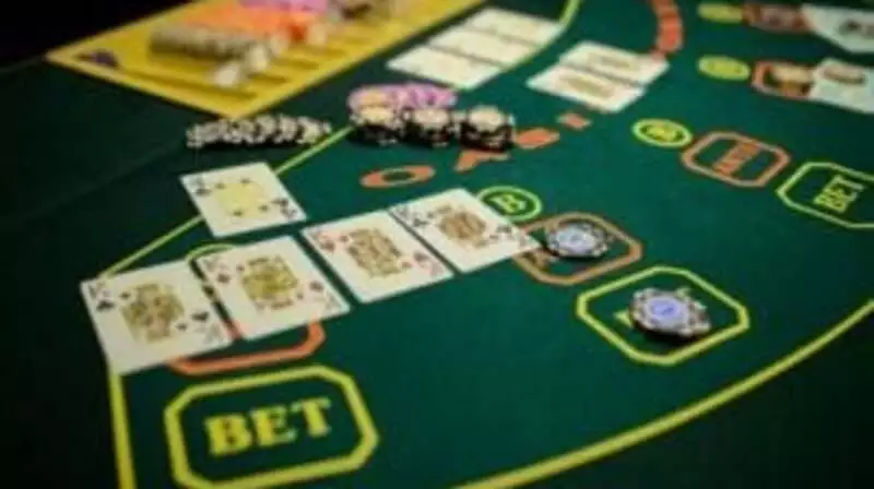 Любители покера все чаще учатся играть в интернет-школах