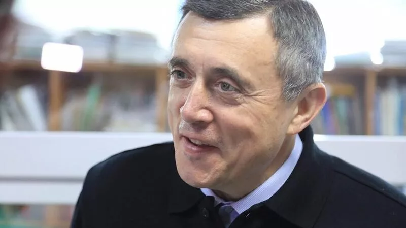 Как молодой Маккартни: сахалинского губернатора засыпали поздравлениями с днем рождения