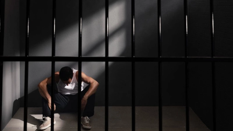 Сахалинцу грозит тюрьма из-за бутылки виски, выпитой утром