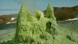 Курильский вулкан на онлайн-картах раздвоился