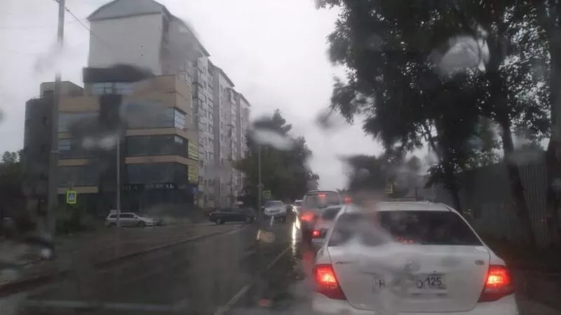 Китайский тайфун усилит свою мощь на Сахалине после обеда