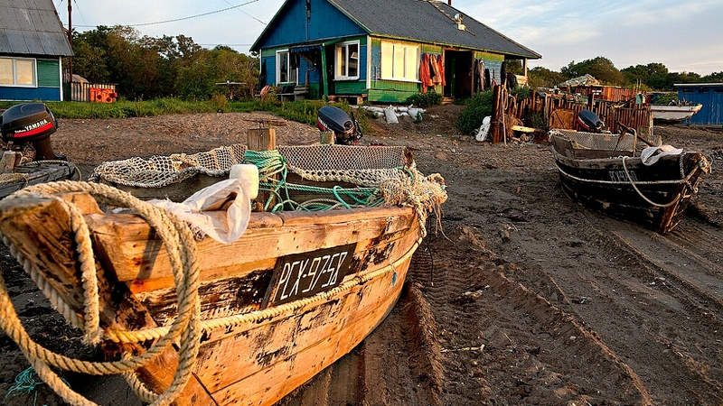 На севере Сахалина в море пропал работник рыболовецкого стана