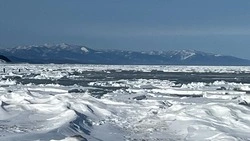 Из-за сильного ветра 13 марта в заливе Мордвинова прогнозируют разрушение припая